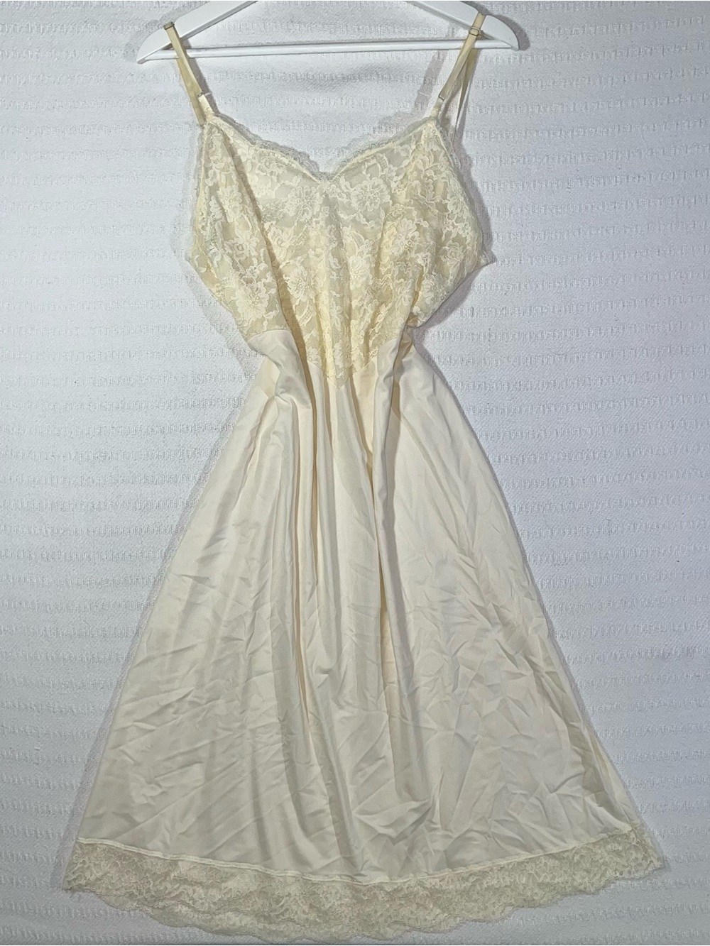 Vintage Vanity Fair Nylon Lace Slip Dress Chemise Mumu Sz 38 Retro 1940s 1950s